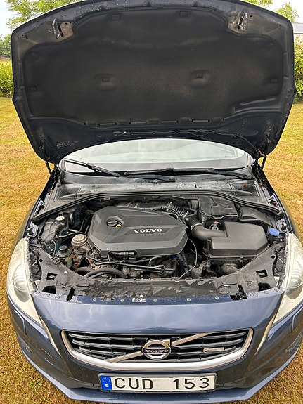 Volvo V60 13 of 13