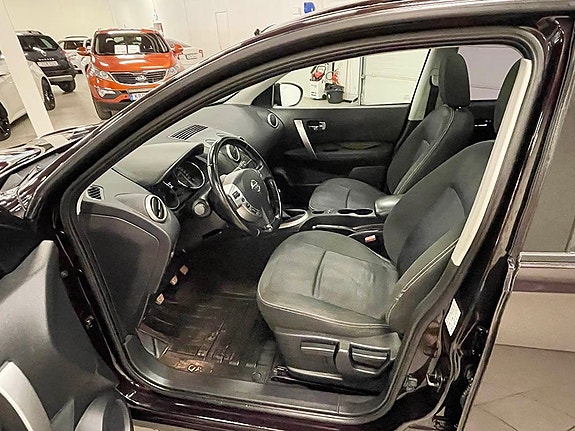 Nissan Qashqai 4 of 5