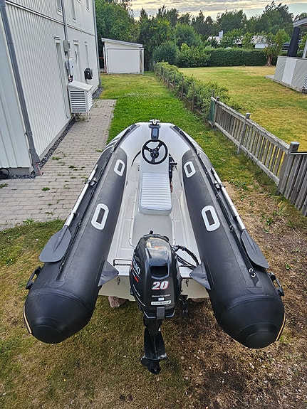 Suzumar DS350 med Suzuki DF20 4-takt elstart + Garmin ekolod 3 of 13