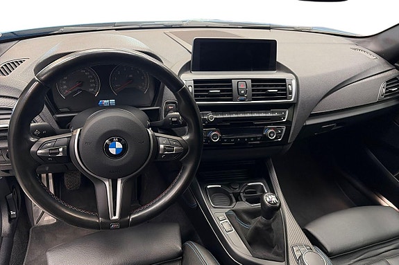 BMW M2 12 of 16
