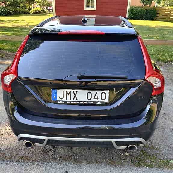 Volvo V60 7 of 7