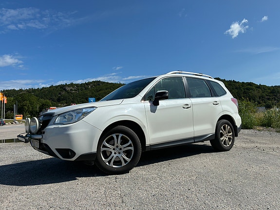 Subaru Forester 2 of 5