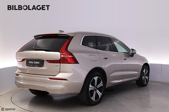 Volvo XC60 3 of 21