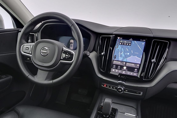 Volvo XC60 8 of 21