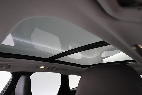 Volvo XC60 14 of 21