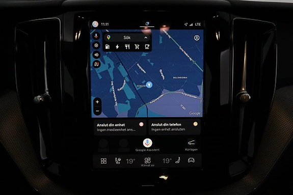 Volvo XC60 10 of 21