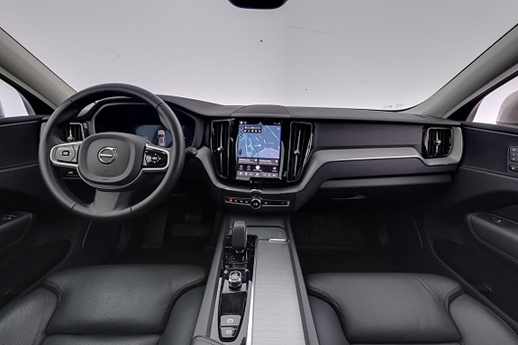 Volvo XC60 7 of 21