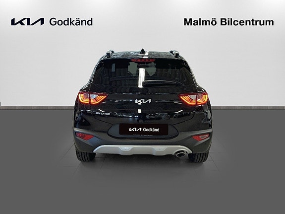 Kia Stonic 2 of 5