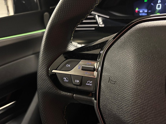 Peugeot 408 18 of 21