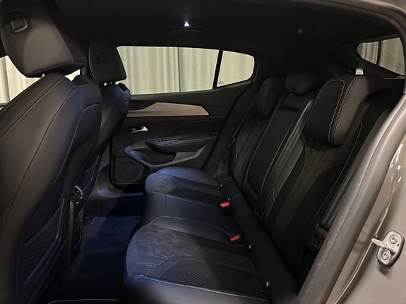 Peugeot 408 7 of 21