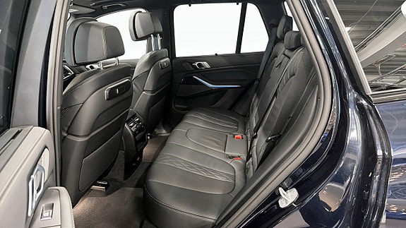 BMW X5 5 of 5