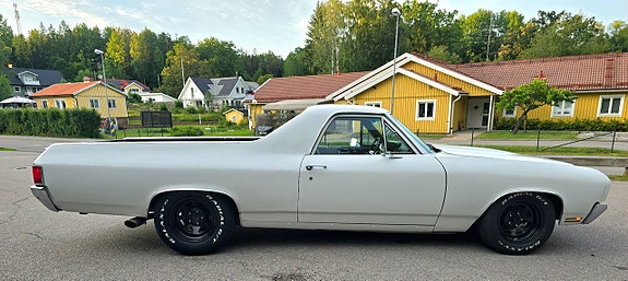 Chevrolet El Camino 6 of 17