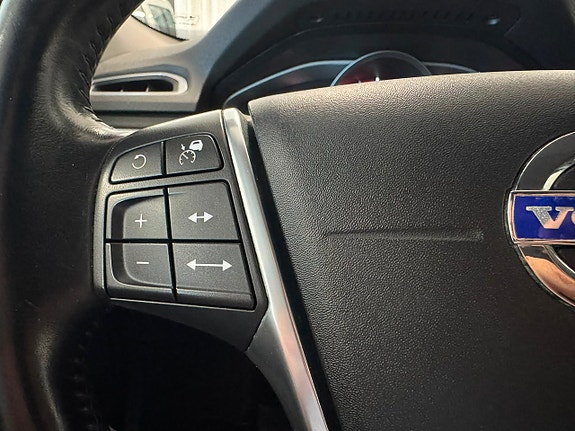 Volvo V70 19 of 30