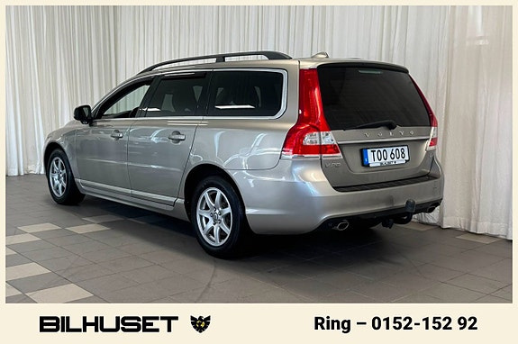 Volvo V70 6 of 30