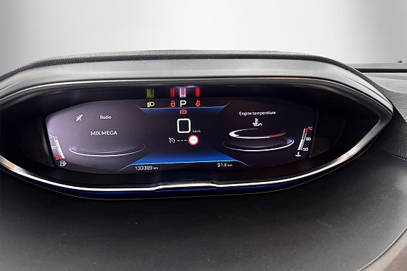 Peugeot 5008 10 of 13