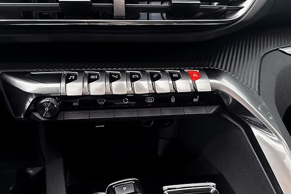 Peugeot 5008 8 of 13