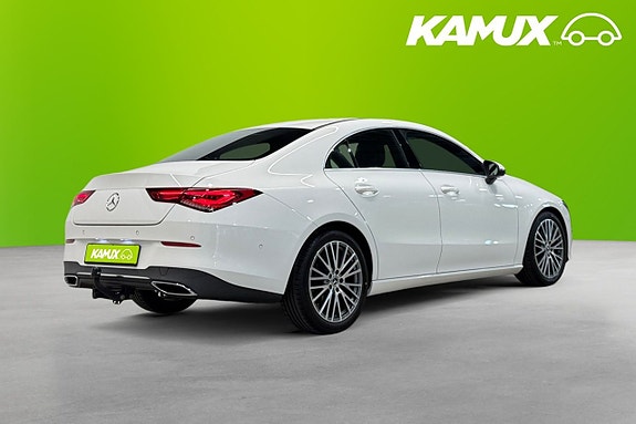 Mercedes-Benz CLA180 4 of 5