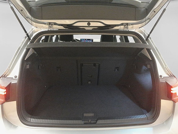 Volkswagen Golf I 7 of 15
