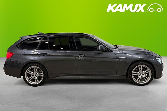 BMW 320 2 of 5