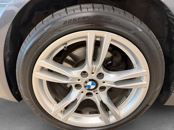 BMW 320 8 of 23