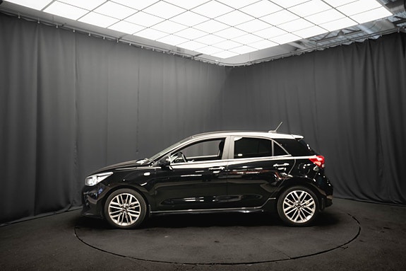 Kia Rio 9 of 21