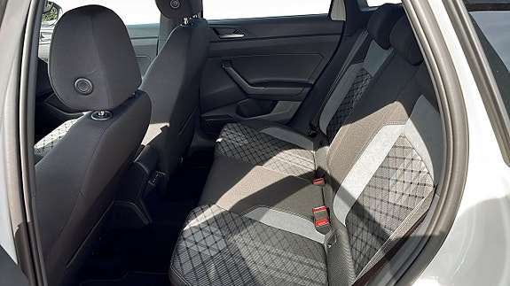 Volkswagen Taigo 11 of 12