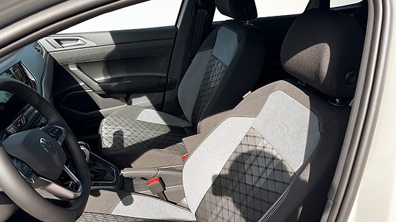 Volkswagen Taigo 8 of 12