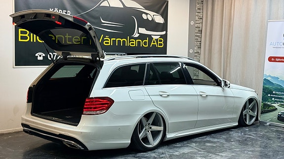 Mercedes-Benz E220 13 of 22