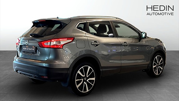Nissan Qashqai 2 of 5