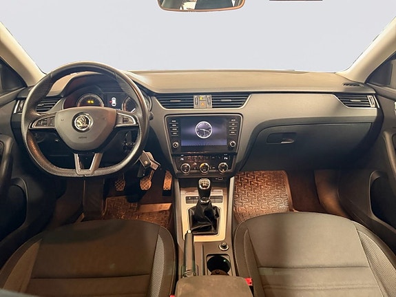 Skoda Octavia 5 of 5