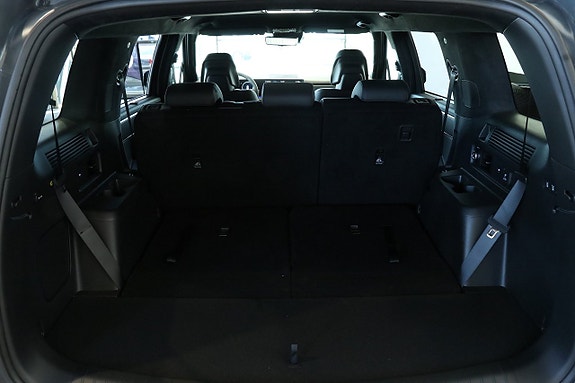 Hyundai Santa Fe 24 of 24