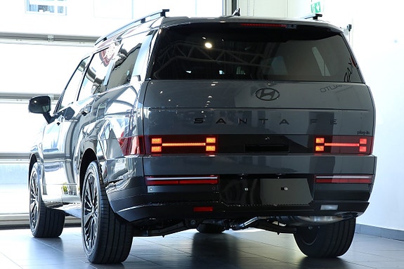 Hyundai Santa Fe 4 of 24