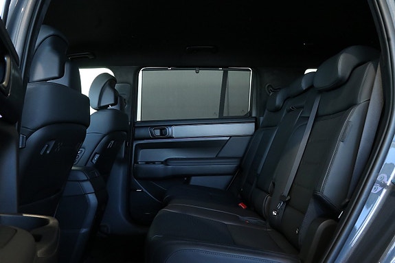 Hyundai Santa Fe 9 of 24