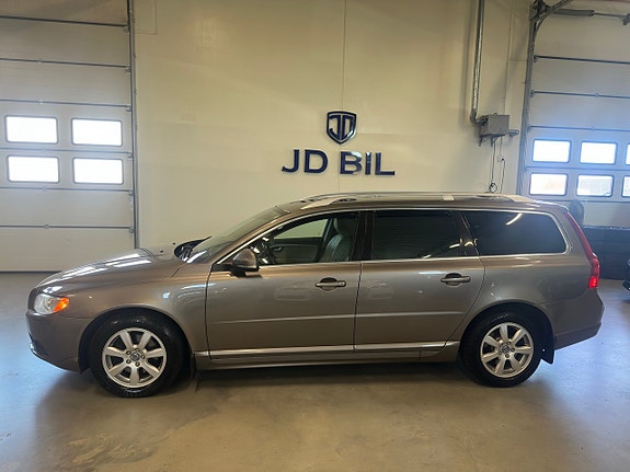Volvo V70 6 of 18