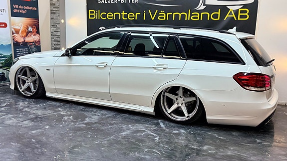 Mercedes-Benz E220 15 of 27