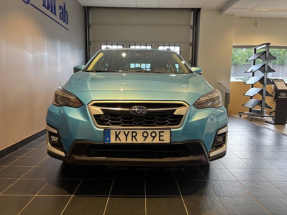 Subaru XV 2 of 5
