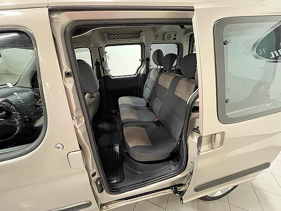 Citroen Berlingo 4 of 5