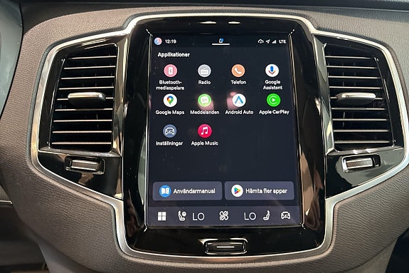 Volvo XC90 29 of 30