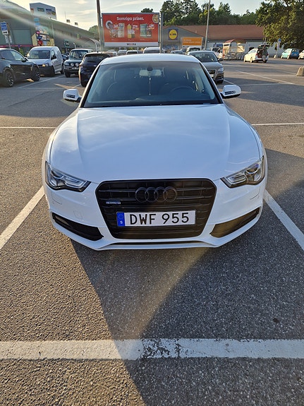 Audi A5 3 of 5