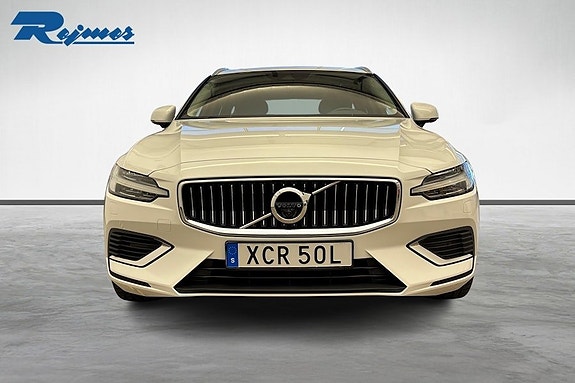 Volvo V60 4 of 5