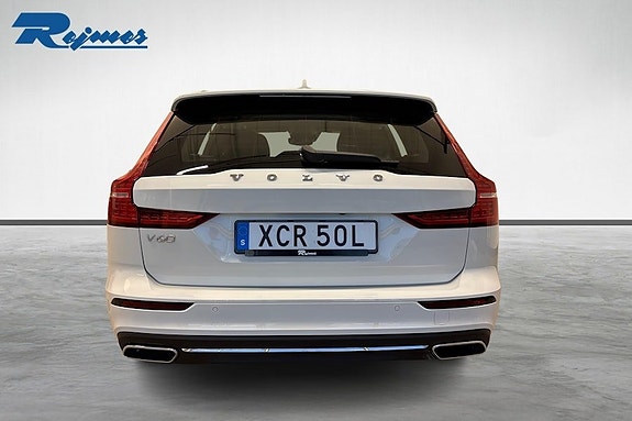 Volvo V60 5 of 5