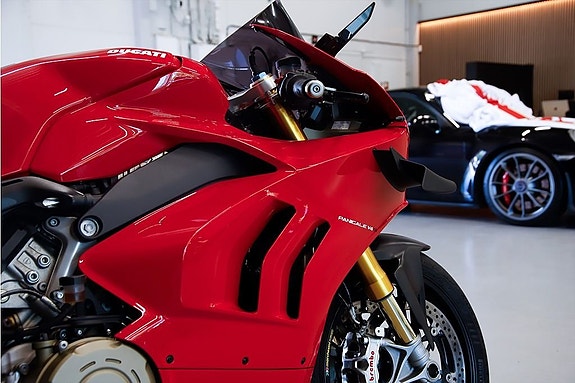 Ducati Panigale V4 S 214hk 10 of 12