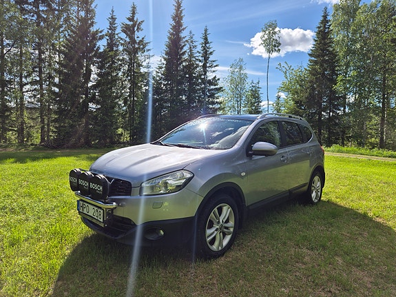 Nissan Qashqai+2 2 of 5