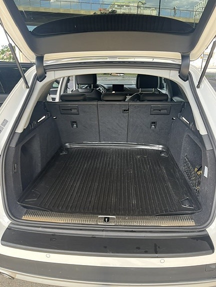 Audi A4 allroad 4 of 13