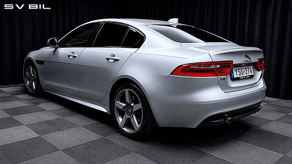 Jaguar XE 7 of 30