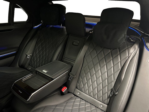 Mercedes-Benz S580 16 of 19