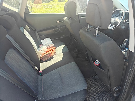 Kia Ceed 6 of 7