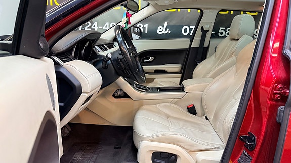 Land Rover Range Rover Evoque 16 of 23