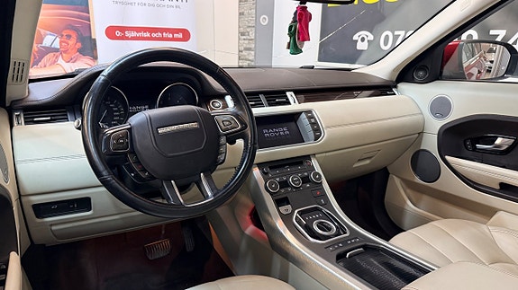 Land Rover Range Rover Evoque 15 of 23