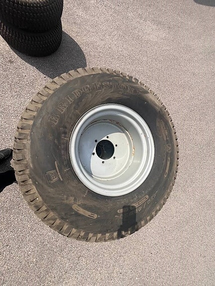 HJUL KPL , 29X2,0X15 - 475/65X20 Massey Ferguson 1 3 of 7